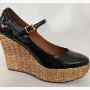 BCBG Max Azria Womens 7 Black Patent Leather Mary Jane Platform Wedge Heels 37.5